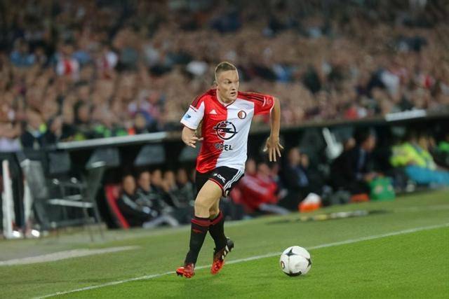 胡尔克亲承：效力海港期间收入超过梅西C罗